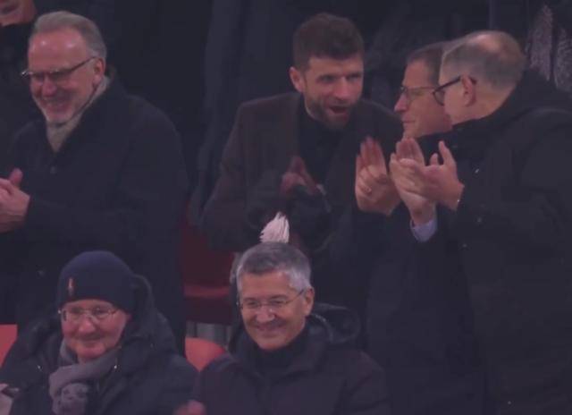 百家家乐-拜仁慕尼黑惨败落后对手，托马斯穆勒受伤(拜仁慕尼黑惨败落后对手,托马斯穆勒受伤了)