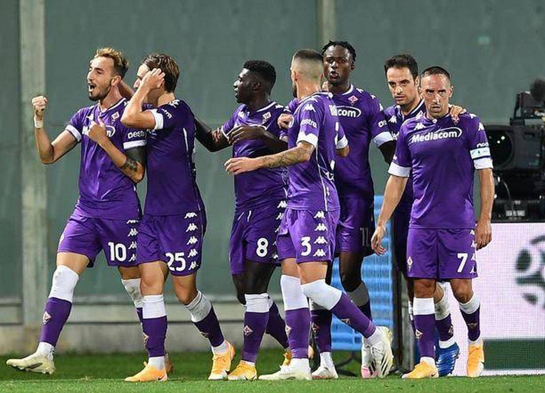 圣加伦不敌诺里乌斯漠丘打，遗憾无缘欧洲足球联赛半决赛(卡拉瓦乔那喀索斯)